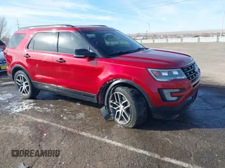 2017 Ford Explorer Sport z VIN 1FM5K8GT1HGA75710, wystawiony jako IAAI lot #41178124 z przebiegiem 206 829 mil mil oraz . Historia ofert i sprzedaży dostępna na DreamBid. Obrazek 1.