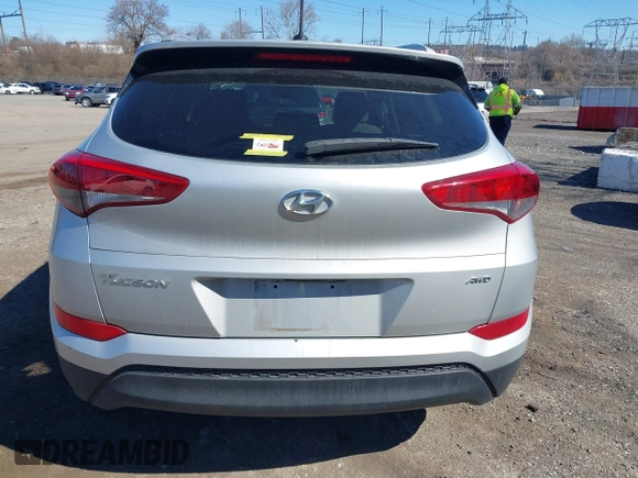 2017 Hyundai Tucson SE with VIN KM8J3CA48HU540372, listed as a IAAI auction lot 41814051 with 155,499 mi miles. Bid and sale history available at carsss.com. Image 17.