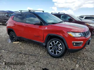 2019 Jeep Compass Trailhawk z VIN 3C4NJDDB6KT795244, wystawiony jako Copart lot #57092515 z przebiegiem 88 307 mil mil oraz Szkoda całkowita • Salvage title. Historia ofert i sprzedaży dostępna na DreamBid. Obrazek 4.