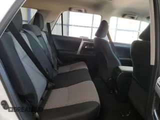 2022 Toyota 4Runner SR5 z VIN JTEMU5JR7N6001436, wystawiony jako Copart lot #58497904 z przebiegiem 48 364 mil mil oraz Czysty tytuł • Clean title. Historia ofert i sprzedaży dostępna na DreamBid. Obrazek 10.
