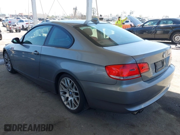 2009 BMW 3 Series 328i with VIN WBAWV13539P122930, listed as a IAAI auction lot 41970289 with 54,151 mi miles and . Bid and sale history available at DreamBid. Image 3.