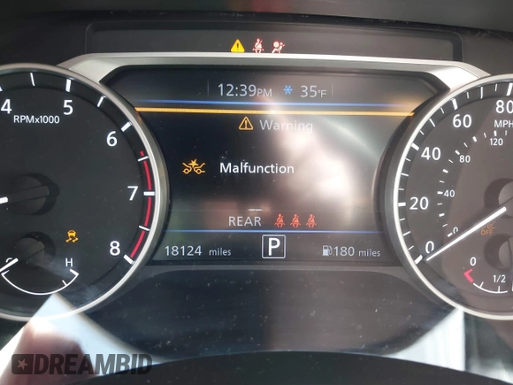 2021 Nissan Sentra SV with VIN 3N1AB8CV0MY289772, listed as a IAAI auction lot 41876197 with 18,124 mi miles and . Bid and sale history available at DreamBid. Image 7.