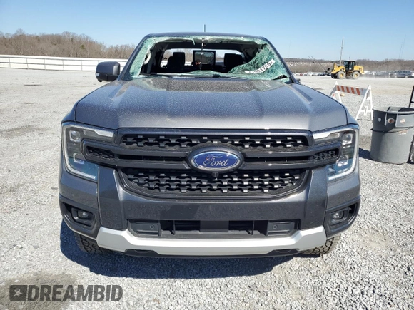 2024 Ford Ranger LARIAT with VIN 1FTER4KP8RLE39889, listed as a Copart auction lot 47591765 with 7,641 mi miles and Salvage Title. Bid and sale history available at carsss.com. Image 5.