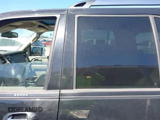 2011 Ford Expedition Limited with VIN 1FMJU1K52BEF12111, listed as a IAAI auction lot 41707499 with 237,517 mi miles. Bid and sale history available at carsss.com. Image 14.
