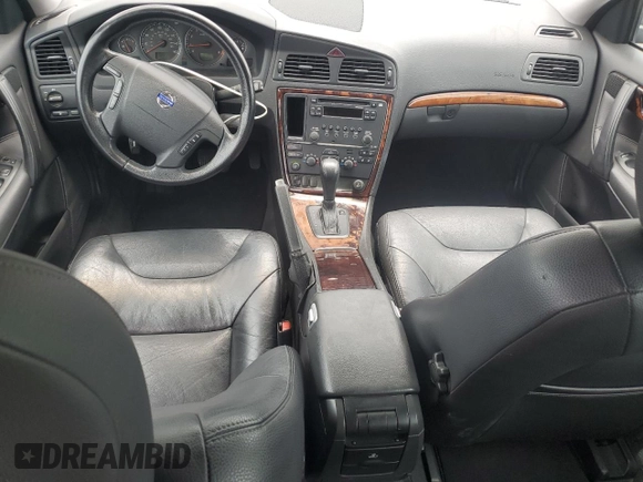 2006 Volvo V70 2.4L with VIN YV1SW612262538703, listed as a Copart auction lot 64398525 with 212,222 mi miles and Salvage title. Bid and sale history available at DreamBid. Image 8.