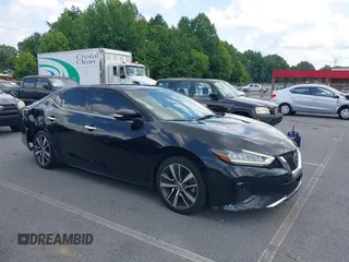 2020 Nissan Maxima SV with VIN 1N4AA6CV5LC364726, listed as a IAAI auction lot 42747680 with 151,806 mi miles and . Bid and sale history available at DreamBid. Image 1.