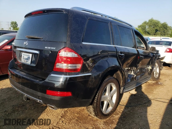 2009 Mercedes-Benz GL-Class 3.0L BlueTEC with VIN 4JGBF25E99A497057, listed as a Copart auction lot 64082564 with 124,216 mi miles and Salvage Title. Bid and sale history available at carsss.com. Image 3.