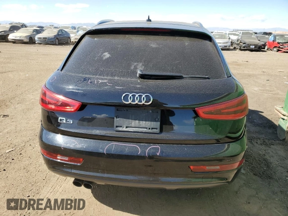 2015 Audi Q3 Prestige z VIN WA1FFCFS6FR008590, wystawiony jako Copart lot #45438604 z przebiegiem 137 597 mil mil oraz . Historia ofert i sprzedaży dostępna na DreamBid. Obrazek 6.