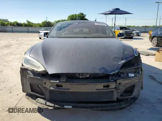 2017 Tesla Model S 60 with VIN 5YJSA1E14HF184188, listed as a Copart auction lot 55836495 with 94,623 mi miles and Salvage title. Bid and sale history available at DreamBid. Image 5.
