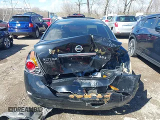 2008 Nissan Altima 2.5 with VIN 1N4AL21E68N502789, listed as a IAAI auction lot 41865109 with 182,407 mi miles. Bid and sale history available at carsss.com. Image 16.