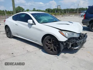 2013 Hyundai Genesis Coupe Premium z VIN KMHHT6KD2DU109390, wystawiony jako IAAI lot #42243520 z przebiegiem 290 277 mil mil oraz . Historia ofert i sprzedaży dostępna na DreamBid. Obrazek 1.