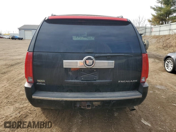 2012 Cadillac Escalade Luxury z VIN 1GYS4BEF4CR263477, wystawiony jako Copart lot #49687585 z przebiegiem 242 718 mil mil oraz Czysty tytuł • Clean title. Historia ofert i sprzedaży dostępna na DreamBid. Obrazek 6.