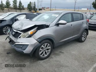 2014 Kia Sportage LX with VIN KNDPB3AC8E7582088, listed as a Copart auction lot 53486325 with 185,601 mi miles and Salvage Title. Bid and sale history available at carsss.com. Image 1.