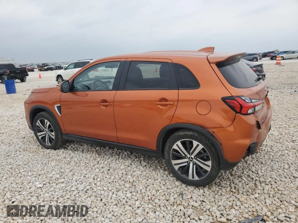 2023 Mitsubishi Outlander ES z VIN JA4ARUAU0PU003805, wystawiony jako Copart lot #51379965 z przebiegiem 63 263 mil mil oraz Szkoda całkowita • Salvage title. Historia ofert i sprzedaży dostępna na DreamBid. Obrazek 2.