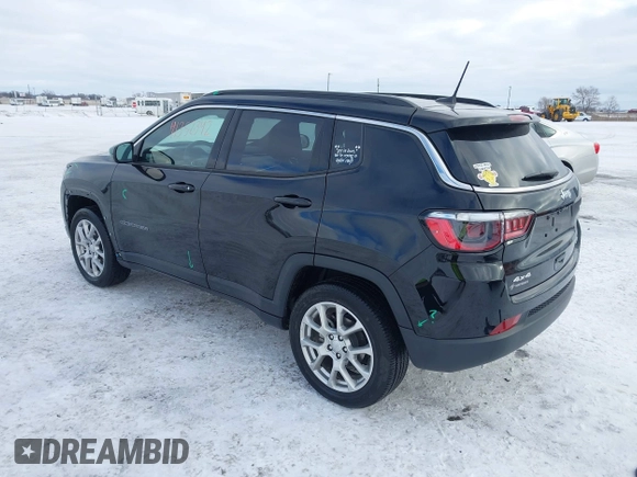 2024 Jeep Compass Latitude Lux with VIN 3C4NJDFN8RT103518, listed as a IAAI auction lot 41352342 with 13,535 mi miles and . Bid and sale history available at DreamBid. Image 3.
