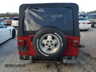 1988 Jeep Wrangler Laredo with VIN 2BCCZ8144JB526734, listed as a Copart auction lot 80650354 with 111,363 mi miles and Non Repairable. Bid and sale history available at carsss.com. Image 6.