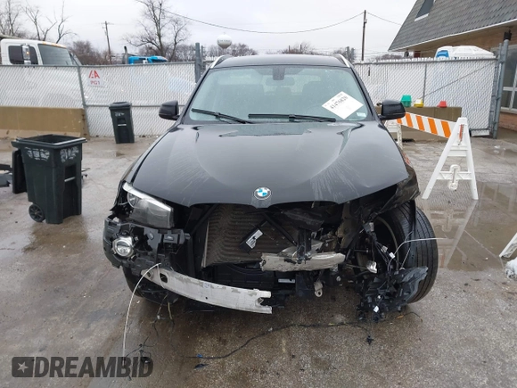 2015 BMW X3 xDrive28i z VIN 5UXWX9C53F0D57118, wystawiony jako IAAI lot #41476820 z przebiegiem 106 036 mil mil oraz . Historia ofert i sprzedaży dostępna na DreamBid. Obrazek 13.