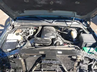 2006 Chevrolet Silverado 1500 LT1 with VIN 2GCEC13T461167211, listed as a IAAI auction lot 41456631 with 334,244 mi miles. Bid and sale history available at carsss.com. Image 10.