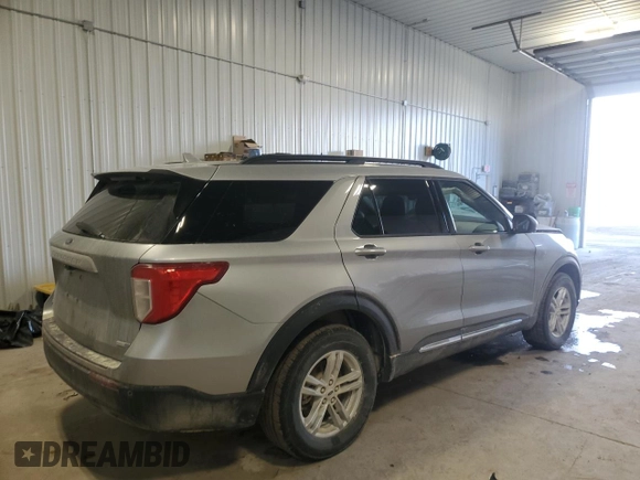 2020 Ford Explorer XLT z VIN 1FMSK8DH2LGC80769, wystawiony jako Copart lot #85497224 z przebiegiem 62 929 mil mil oraz Szkoda całkowita • Salvage title. Historia ofert i sprzedaży dostępna na DreamBid. Obrazek 3.