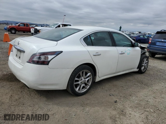 2013 Nissan Maxima SV with VIN 1N4AA5AP0DC804836, listed as a Copart auction lot 50770375 with 170,000 mi miles and Salvage Title. Bid and sale history available at DreamBid. Image 3.