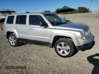 2012 Jeep Patriot Limited with VIN 1C4NJRCB8CD568062, listed as a Copart auction lot 80077614 with 104,122 mi miles and Clean Title. Bid and sale history available at carsss.com. Image 4.
