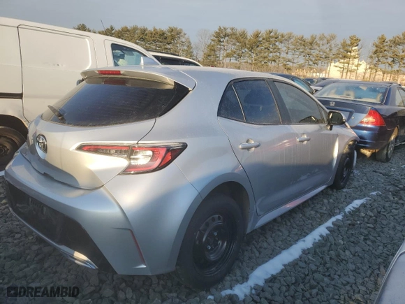 2020 Toyota Corolla Hatchback SE with VIN JTNB4RBE1L3086914, listed as a Copart auction lot 80630984 with 0 mi miles and Salvage Title. Bid and sale history available at carsss.com. Image 3.