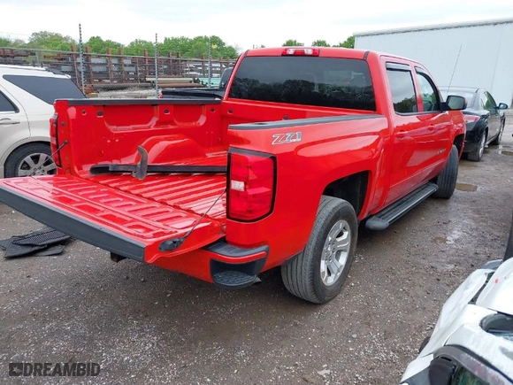 2017 Chevrolet Silverado 1500 LT with VIN 3GCUKREC6HG327304, listed as a IAAI auction lot 41918774 with 149,878 mi miles. Bid and sale history available at carsss.com. Image 4.