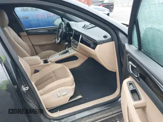 2019 Porsche Macan with VIN WP1AA2A56KLB05844, listed as a IAAI auction lot 41972183 with 44,411 mi miles and . Bid and sale history available at DreamBid. Image 5.
