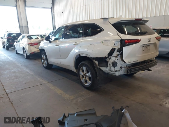 2020 Toyota Highlander LE with VIN 5TDBZRBH4LS020811, listed as a IAAI auction lot 42239163 with 88,757 mi miles and . Bid and sale history available at DreamBid. Image 3.