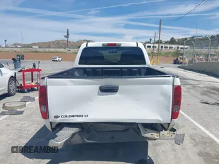 2008 Chevrolet Colorado LT w/1LT with VIN 1GCCS13E888102373, listed as a IAAI auction lot 42023797 with 170,085 mi miles. Bid and sale history available at carsss.com. Image 16.