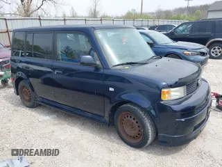 2006 Scion xB with VIN JTLKT324764122488, listed as a IAAI auction lot 42040530 with 196,417 mi miles. Bid and sale history available at carsss.com. Image 1.