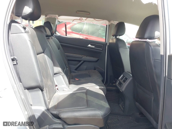 2018 Volkswagen Atlas 3.6L V6 SE with VIN 1V2KR2CA4JC509845, listed as a IAAI auction lot 41817227 with 72,961 mi miles. Bid and sale history available at carsss.com. Image 8.