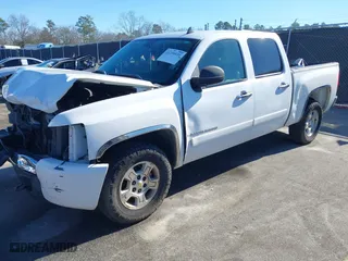 2007 Chevrolet Silverado 1500 LT w/1LT with VIN 2GCEC13C571695258, listed as a IAAI auction lot 41239531 with 266,909 mi miles. Bid and sale history available at carsss.com. Image 17.