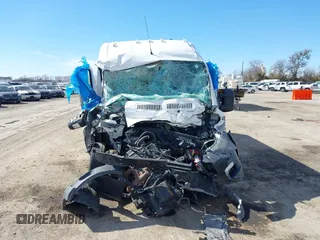 2018 Ram ProMaster Cargo with VIN 3C6URVJG2JE102819, listed as a IAAI auction lot 41633724 with Not Provided miles. Bid and sale history available at carsss.com. Image 12.