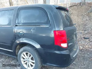 2014 Dodge Grand Caravan SXT with VIN 2C4RDGCG2ER154056, listed as a IAAI auction lot 41869407 with 193,885 mi miles. Bid and sale history available at carsss.com. Image 12.