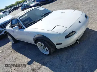 1993 Mazda MX-5 Miata z VIN JM1NA3510P0417084, wystawiony jako IAAI lot #41815176 z przebiegiem 219 401 mil mil oraz . Historia ofert i sprzedaży dostępna na DreamBid. Obrazek 1.