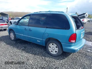 1996 Dodge Caravan SE with VIN 1B4GP45R9TB426378, listed as a IAAI auction lot 41947737 with 150,182 mi miles and . Bid and sale history available at carsss.com. Image 3.