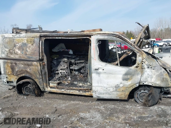 2021 Ford Transit с VIN 1FTBR1YGXMKA98700, выставлен на аукционе IAAI как лот 41805164 с пробегом Не указан миль и . История ставок и продаж доступна на DreamBid. Изображение 12.