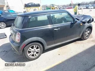2011 MINI Hardtop with VIN WMWSU3C50BT098967, listed as a IAAI auction lot 42021501 with 120,216 mi miles and . Bid and sale history available at DreamBid. Image 4.