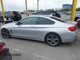 2015 BMW 4 Series 428i z VIN WBA3N7C50FK222398, wystawiony jako IAAI lot #42211723 z przebiegiem 149 853 mil mil oraz . Historia ofert i sprzedaży dostępna na DreamBid. Obrazek 14.