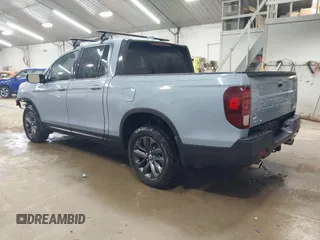 2024 Honda Ridgeline Sport z VIN 5FPYK3F16RB015283, wystawiony jako IAAI lot #42177340 z przebiegiem 7 581 mil mil oraz . Historia ofert i sprzedaży dostępna na DreamBid. Obrazek 3.