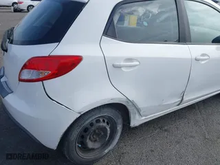 2011 Mazda Mazda2 Sport with VIN JM1DE1HZ5B0117331, listed as a IAAI auction lot 42084291 with 176,619 mi miles. Bid and sale history available at carsss.com. Image 12.