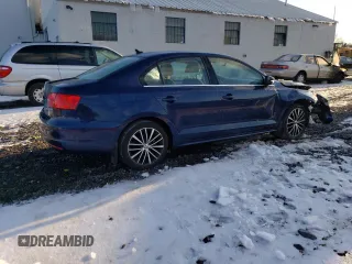 2012 Volkswagen Jetta SEL with VIN 3VWLP7AJ8CM372757, listed as a Copart auction lot 44058775 with 105,090 mi miles and Salvage title. Bid and sale history available at DreamBid. Image 3.