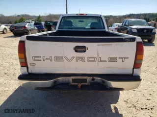 2002 Chevrolet Silverado 1500 with VIN 1GCEC14W62Z156043, listed as a Copart auction lot 49470355 with 300,960 mi miles and Salvage Title. Bid and sale history available at carsss.com. Image 6.