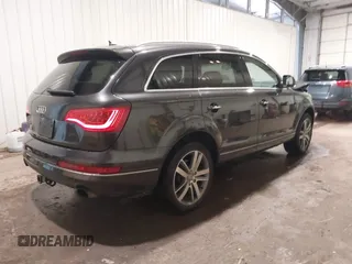 2013 Audi Q7 Premium Plus z VIN WA1LGAFE5DD005527, wystawiony jako IAAI lot #42616487 z przebiegiem 113 552 mil mil oraz . Historia ofert i sprzedaży dostępna na DreamBid. Obrazek 4.