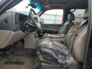 2002 Chevrolet Suburban LT with VIN 3GNGK26U62G171646, listed as a Copart auction lot 43416375 with 233,392 mi miles and Salvage Title. Bid and sale history available at carsss.com. Image 7.