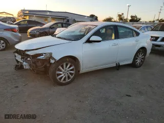 2011 Mazda Mazda6 i Touring with VIN 1YVHZ8CH9B5M02771, listed as a Copart auction lot 84483964 with 111,376 mi miles and Salvage Title. Bid and sale history available at carsss.com. Image 1.