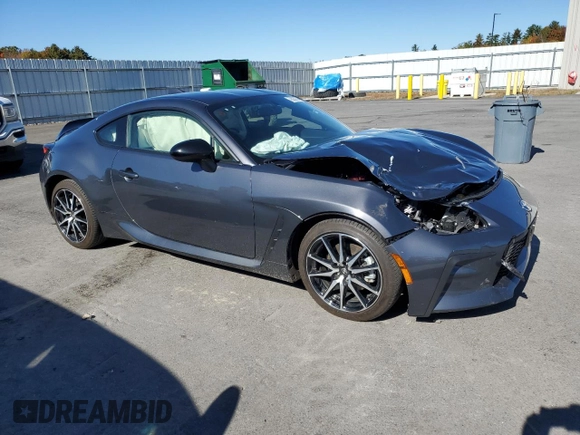 2023 Toyota 86 z VIN JF1ZNBB16P9761640, wystawiony jako Copart lot #76033734 z przebiegiem 18 043 mil mil oraz Szkoda całkowita • Salvage title. Historia ofert i sprzedaży dostępna na DreamBid. Obrazek 4.