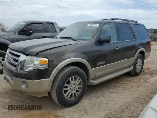 2008 Ford Expedition Eddie Bauer z VIN 1FMFU17528LA46165, wystawiony jako Copart lot #47207275 z przebiegiem 235 284 mil mil oraz Szkody całkowita. Historia ofert i sprzedaży dostępna na DreamBid. Obrazek 1.