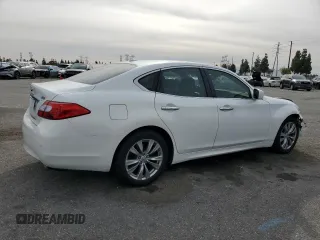 2013 Infiniti M37 with VIN JN1BY1AP6DM510258, listed as a Copart auction lot 84430924 with 136,641 mi miles and Salvage Title. Bid and sale history available at carsss.com. Image 3.